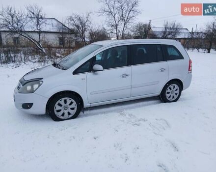 Серый Опель Зафира, объемом двигателя 1.69 л и пробегом 318 тыс. км за 6300 $, фото 5 на Automoto.ua