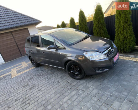 Серый Опель Зафира, объемом двигателя 1.8 л и пробегом 250 тыс. км за 6800 $, фото 11 на Automoto.ua