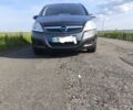 Серый Опель Зафира, объемом двигателя 1.6 л и пробегом 170 тыс. км за 6300 $, фото 1 на Automoto.ua