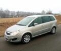 Серый Опель Зафира, объемом двигателя 1.7 л и пробегом 260 тыс. км за 6000 $, фото 1 на Automoto.ua