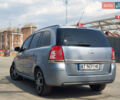 Серый Опель Зафира, объемом двигателя 1.7 л и пробегом 256 тыс. км за 6000 $, фото 4 на Automoto.ua