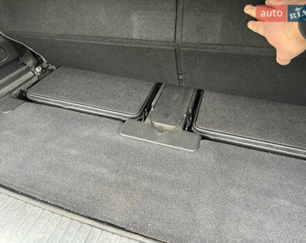 Серый Опель Зафира, объемом двигателя 1.6 л и пробегом 298 тыс. км за 5300 $, фото 12 на Automoto.ua