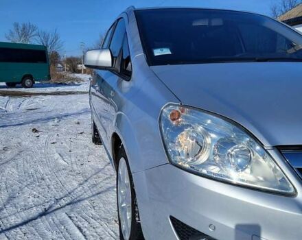 Сірий Опель Зафіра, об'ємом двигуна 1.8 л та пробігом 214 тис. км за 6100 $, фото 1 на Automoto.ua