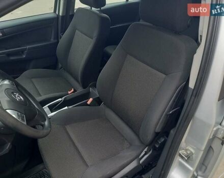 Серый Опель Зафира, объемом двигателя 1.6 л и пробегом 229 тыс. км за 6800 $, фото 4 на Automoto.ua