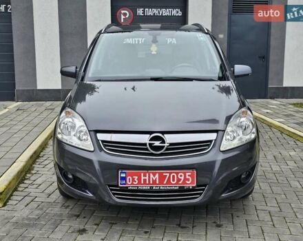 Серый Опель Зафира, объемом двигателя 1.8 л и пробегом 187 тыс. км за 6690 $, фото 1 на Automoto.ua