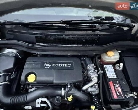 Сірий Опель Зафіра, об'ємом двигуна 1.69 л та пробігом 260 тис. км за 7300 $, фото 2 на Automoto.ua