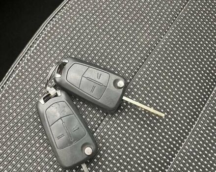 Серый Опель Зафира, объемом двигателя 1.7 л и пробегом 173 тыс. км за 7850 $, фото 31 на Automoto.ua