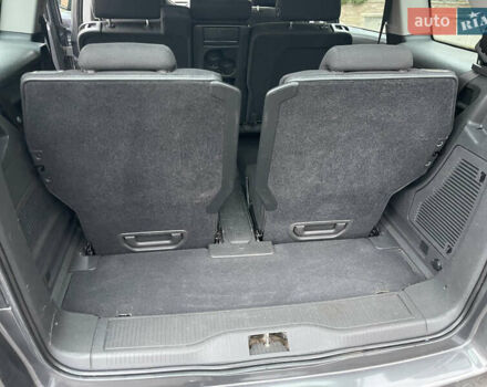 Серый Опель Зафира, объемом двигателя 1.8 л и пробегом 176 тыс. км за 5600 $, фото 26 на Automoto.ua