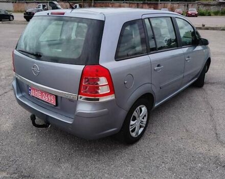 Серый Опель Зафира, объемом двигателя 1.6 л и пробегом 172 тыс. км за 6450 $, фото 2 на Automoto.ua
