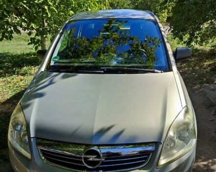 Серый Опель Зафира, объемом двигателя 1.6 л и пробегом 240 тыс. км за 6800 $, фото 8 на Automoto.ua