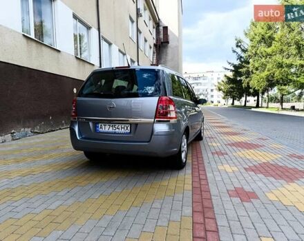 Серый Опель Зафира, объемом двигателя 1.8 л и пробегом 236 тыс. км за 6399 $, фото 7 на Automoto.ua
