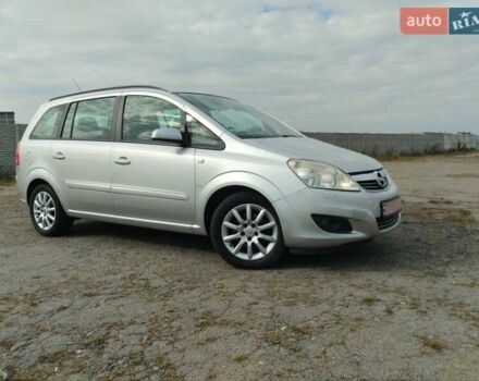 Сірий Опель Зафіра, об'ємом двигуна 1.8 л та пробігом 241 тис. км за 6600 $, фото 19 на Automoto.ua