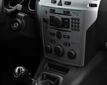 Серый Опель Зафира, объемом двигателя 1.7 л и пробегом 189 тыс. км за 6550 $, фото 13 на Automoto.ua