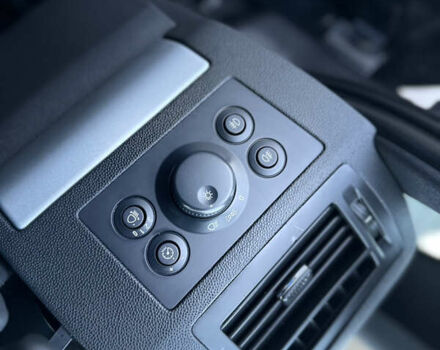 Серый Опель Зафира, объемом двигателя 1.6 л и пробегом 181 тыс. км за 6500 $, фото 49 на Automoto.ua