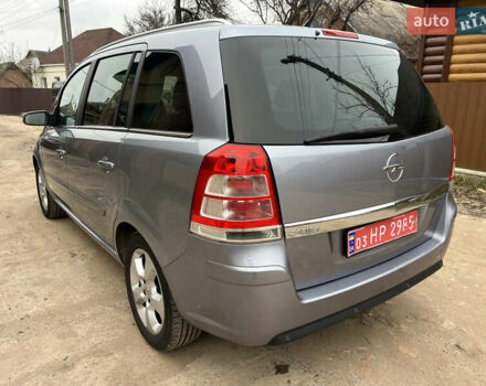 Серый Опель Зафира, объемом двигателя 1.8 л и пробегом 197 тыс. км за 7200 $, фото 18 на Automoto.ua