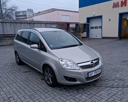 Серый Опель Зафира, объемом двигателя 1.8 л и пробегом 210 тыс. км за 7600 $, фото 2 на Automoto.ua