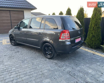 Серый Опель Зафира, объемом двигателя 1.8 л и пробегом 250 тыс. км за 6800 $, фото 4 на Automoto.ua