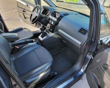 Серый Опель Зафира, объемом двигателя 1.8 л и пробегом 251 тыс. км за 6500 $, фото 14 на Automoto.ua