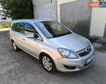 Серый Опель Зафира, объемом двигателя 1.7 л и пробегом 386 тыс. км за 5600 $, фото 8 на Automoto.ua