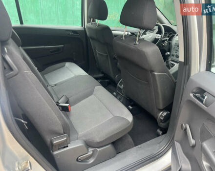 Серый Опель Зафира, объемом двигателя 1.6 л и пробегом 210 тыс. км за 6650 $, фото 52 на Automoto.ua