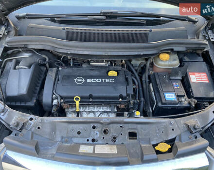 Серый Опель Зафира, объемом двигателя 1.8 л и пробегом 250 тыс. км за 6800 $, фото 34 на Automoto.ua