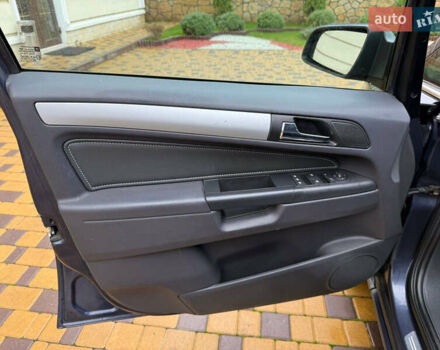 Серый Опель Зафира, объемом двигателя 1.8 л и пробегом 228 тыс. км за 6499 $, фото 7 на Automoto.ua