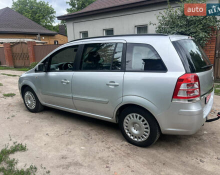 Серый Опель Зафира, объемом двигателя 1.6 л и пробегом 210 тыс. км за 6650 $, фото 17 на Automoto.ua