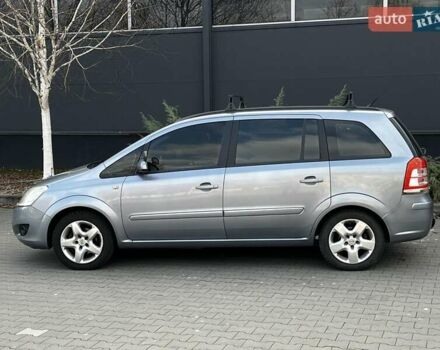 Серый Опель Зафира, объемом двигателя 1.8 л и пробегом 154 тыс. км за 5900 $, фото 4 на Automoto.ua