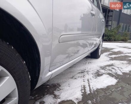 Сірий Опель Зафіра, об'ємом двигуна 1.6 л та пробігом 229 тис. км за 6850 $, фото 25 на Automoto.ua