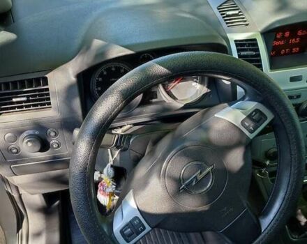 Серый Опель Зафира, объемом двигателя 1.6 л и пробегом 240 тыс. км за 6800 $, фото 16 на Automoto.ua