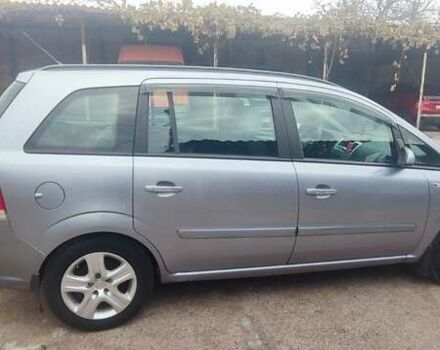 Серый Опель Зафира, объемом двигателя 1.7 л и пробегом 225 тыс. км за 6800 $, фото 2 на Automoto.ua
