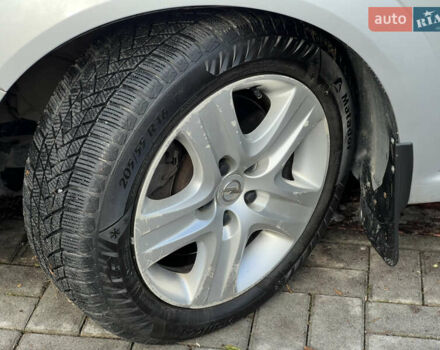 Серый Опель Зафира, объемом двигателя 1.69 л и пробегом 290 тыс. км за 6250 $, фото 77 на Automoto.ua