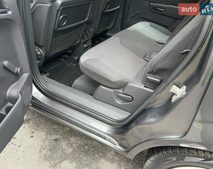 Серый Опель Зафира, объемом двигателя 1.8 л и пробегом 176 тыс. км за 5600 $, фото 18 на Automoto.ua