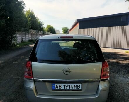 Серый Опель Зафира, объемом двигателя 1.8 л и пробегом 146 тыс. км за 7300 $, фото 1 на Automoto.ua