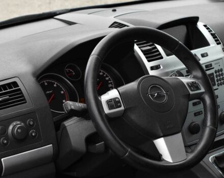 Серый Опель Зафира, объемом двигателя 1.7 л и пробегом 189 тыс. км за 6550 $, фото 9 на Automoto.ua