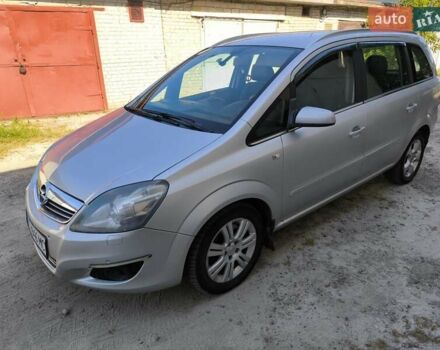 Серый Опель Зафира, объемом двигателя 1.7 л и пробегом 386 тыс. км за 5600 $, фото 5 на Automoto.ua