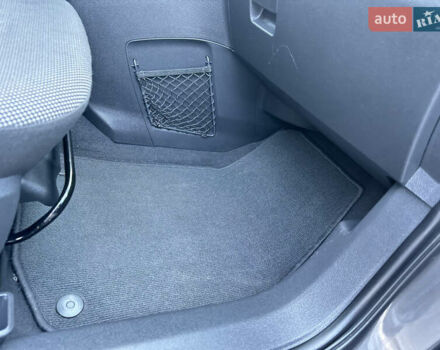 Серый Опель Зафира, объемом двигателя 1.6 л и пробегом 181 тыс. км за 6500 $, фото 71 на Automoto.ua