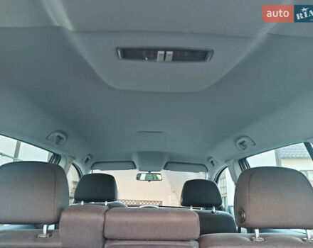 Серый Опель Зафира, объемом двигателя 2.2 л и пробегом 139 тыс. км за 7400 $, фото 15 на Automoto.ua