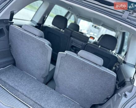 Серый Опель Зафира, объемом двигателя 1.6 л и пробегом 181 тыс. км за 6500 $, фото 90 на Automoto.ua