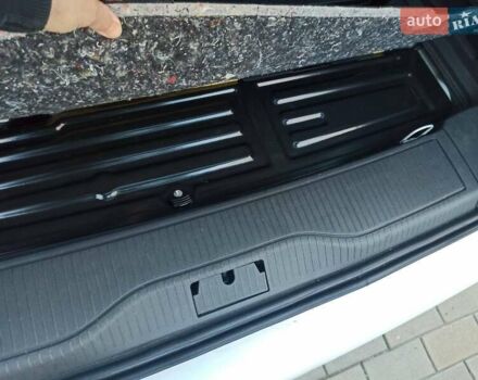 Серый Опель Зафира, объемом двигателя 2.2 л и пробегом 139 тыс. км за 7400 $, фото 13 на Automoto.ua