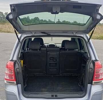 Серый Опель Зафира, объемом двигателя 1.8 л и пробегом 232 тыс. км за 7400 $, фото 16 на Automoto.ua