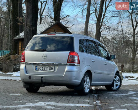 Серый Опель Зафира, объемом двигателя 1.69 л и пробегом 290 тыс. км за 6250 $, фото 15 на Automoto.ua