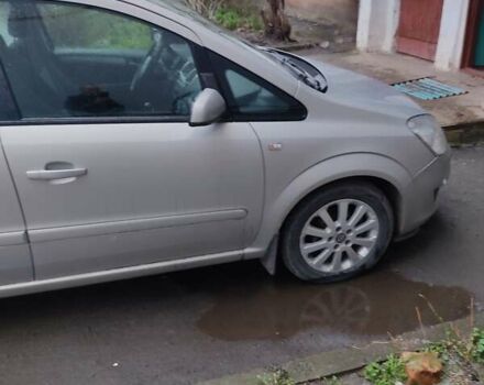 Сірий Опель Зафіра, об'ємом двигуна 1.6 л та пробігом 231 тис. км за 5500 $, фото 9 на Automoto.ua