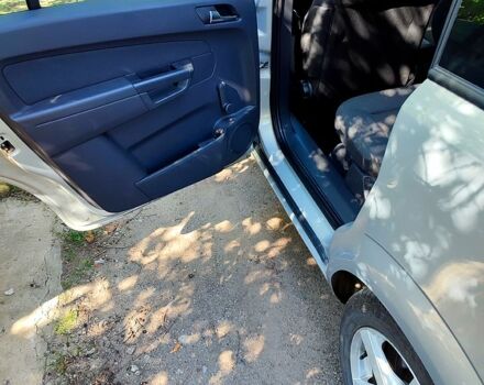 Серый Опель Зафира, объемом двигателя 1.6 л и пробегом 240 тыс. км за 6800 $, фото 5 на Automoto.ua