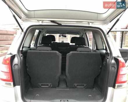 Серый Опель Зафира, объемом двигателя 1.7 л и пробегом 253 тыс. км за 6350 $, фото 13 на Automoto.ua