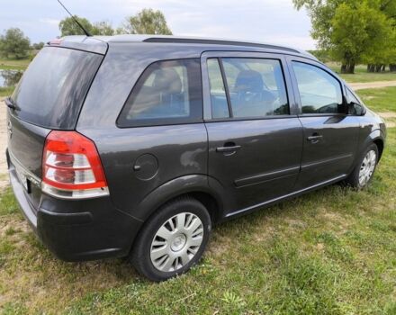 Серый Опель Зафира, объемом двигателя 1.6 л и пробегом 170 тыс. км за 6300 $, фото 6 на Automoto.ua