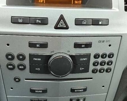 Опель Зафіра 2009 у Львові на Automoto.ua Сірий Опель Зафіра, об'ємом двигуна 1.6 л та пробігом 261 тис. км за 6500 $, фото 5 на Automoto.ua