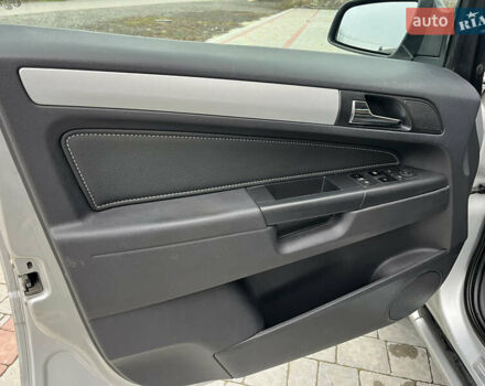 Серый Опель Зафира, объемом двигателя 1.7 л и пробегом 222 тыс. км за 6600 $, фото 29 на Automoto.ua