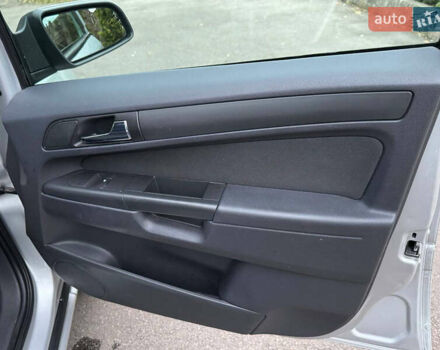 Опель Зафира 2009 в Ровно на Automoto.ua Серый Опель Зафира, объемом двигателя 1.6 л и пробегом 210 тыс. км за 5950 $, фото 12 на Automoto.ua