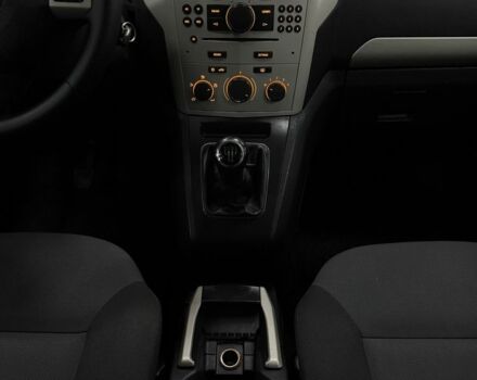 Серый Опель Зафира, объемом двигателя 1.8 л и пробегом 204 тыс. км за 6000 $, фото 13 на Automoto.ua